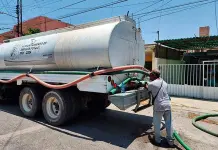 Pide Interapas respeto  a operadores de pipas