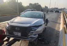 Accidente de tr&aacute;nsito en puente perif&eacute;rico