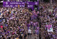 Celebración del Real Valladolid por ascenso a Laliga EA Sports