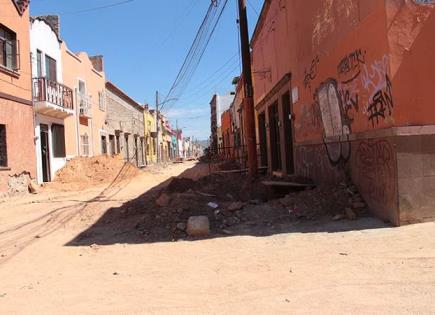 Constructores roban luz en San Miguelito