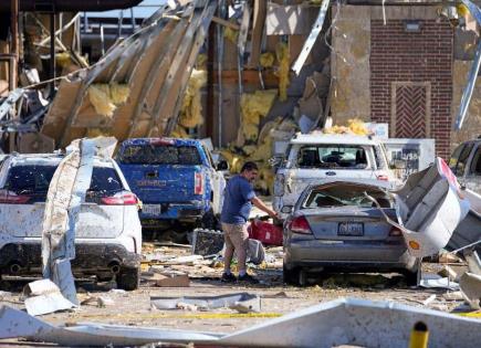 Kentucky declara estado de emergencia; van 19 muertos por tormentas