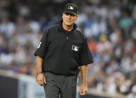 Retiro del umpire Ángel Hernández tras demanda por discriminación racial