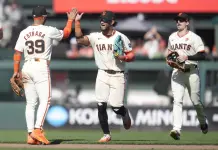 Triunfo de Gigantes de San Francisco sobre Filis de Filadelfia