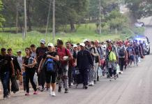 Migrantes preparan nueva caravana en Tapachula antes de elecciones