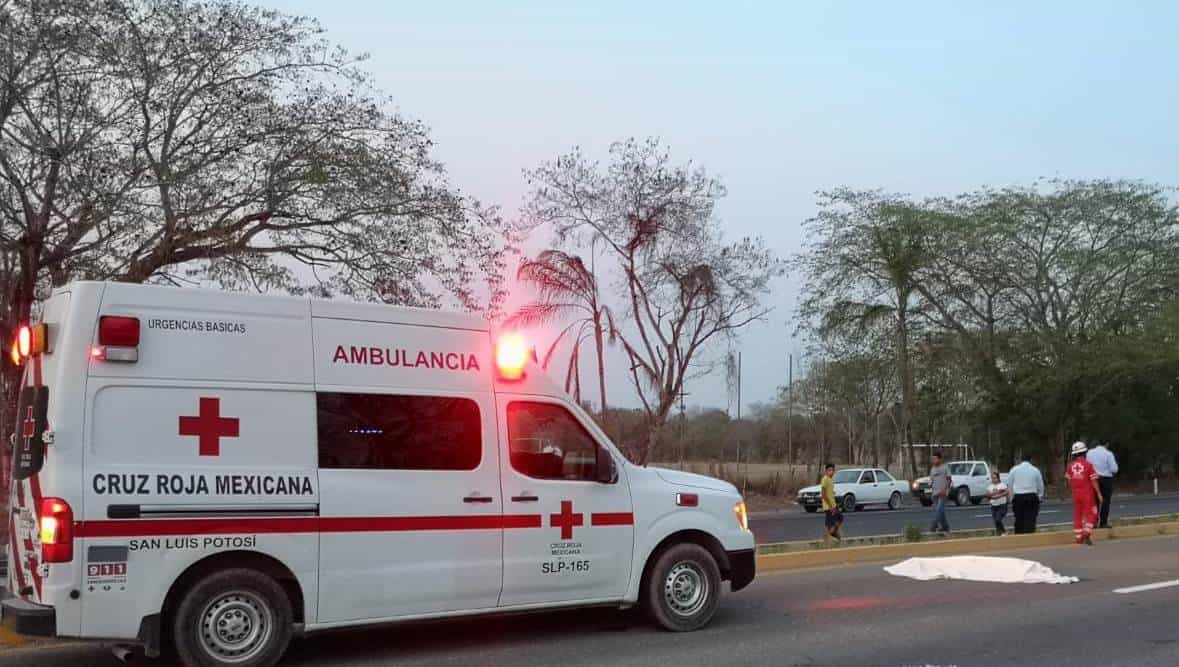 Muere joven atropellado en carretera libre Cd. Valles-Rioverde Muere joven atropellado en carretera libre Cd. Valles-Rioverde