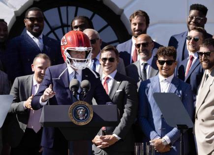 Biden celebra a los Chiefs en la Casa Blanca por su resiliencia y título de la NFL