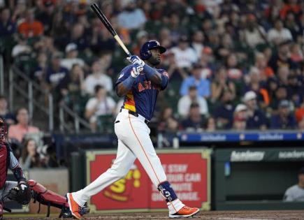 Destacada actuación de Yordan Álvarez en triunfo de Astros sobre Mellizos