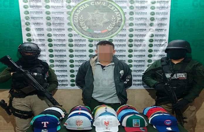 Ladrón Intentó Robar Lote De Gorras Por 80 Mil Pesos