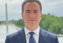 Adri&aacute;n de la Garza gana la alcald&iacute;a de Monterrey