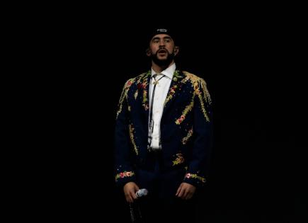 Bad Bunny limita venta de entradas para su concierto en Puerto Rico a residentes locales