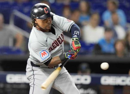 Guardianes de Cleveland blanquean a los Marlins con cuadrangulares