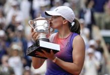 Iga Swiatek se corona en Roland Garros 2024