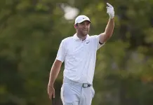 Scottie Scheffler lidera en el torneo Memorial de golf