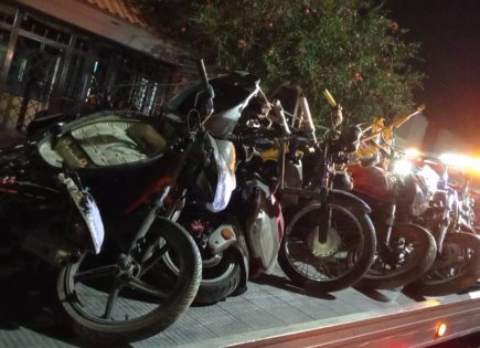 Descubrimiento de motocicletas y autopartes en cateo