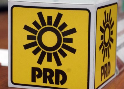 INE advierte al PRD sobre su registro político