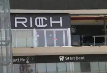 Desde&ntilde;aron antreros  advertencia en el Rich