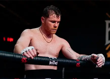 Hija del Canelo presume auto de lujo en Navidad