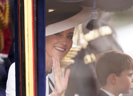 Aparece Kate Middleton en Desfile Real de Londres