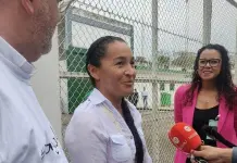 Sanjuana Maldonado sale del penal de Xolol