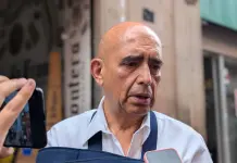 Leal Tov&iacute;as, &uacute;nico diputado del PRI, lamenta renuncia de Torrescano