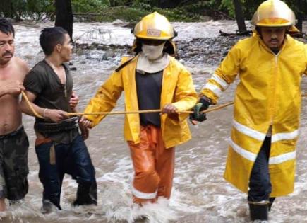 Operativo de rescate en río San Marcos