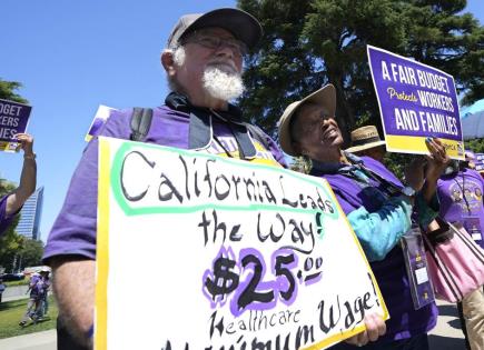 Acuerdo demócratas de California sobre salario mínimo