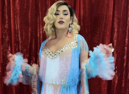 De Chihuahua a la cima del cabaret: Coco Máxima brilla en Aventurera