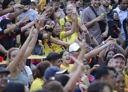Hinchas de Colombia se reúnen en Cali para apoyar a su selección en la Copa América