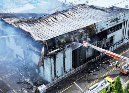 Incendio en planta de baterías de litio en Corea del Sur deja 22 muerto