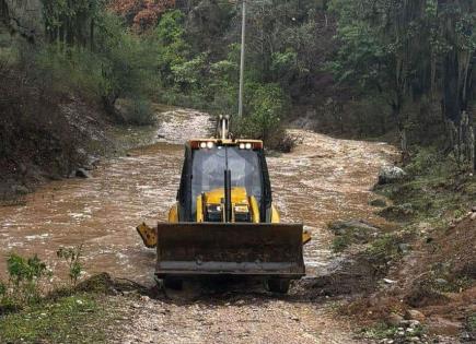 Fotos | Se registran más deslaves en la Huasteca por lluvias