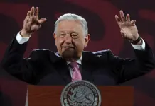 Apoyo de AMLO a reforma de Xóchitl Gálvez sobre traición a la patria Apoyo de AMLO a reforma de Xóchitl Gálvez sobre traición a la patria