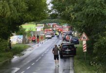 Tragedia en Eslovaquia: choque entre tren y autobús