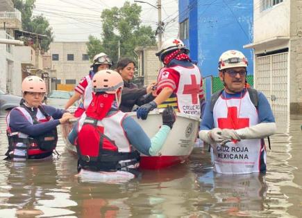 Asistencia médica y apoyo por Cruz Roja Mexicana en Cuautitlán México
