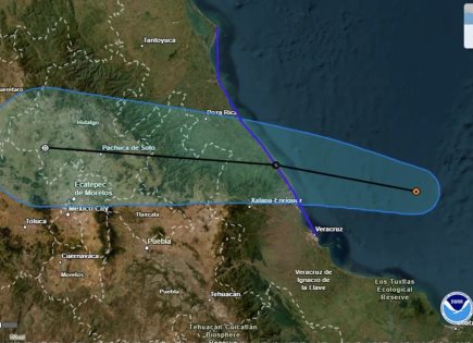 Chris se degrada a depresión tropical tras tocar tierra en Veracruz
