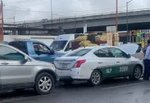 Dos choques por derrape la ma&ntilde;ana de este martes