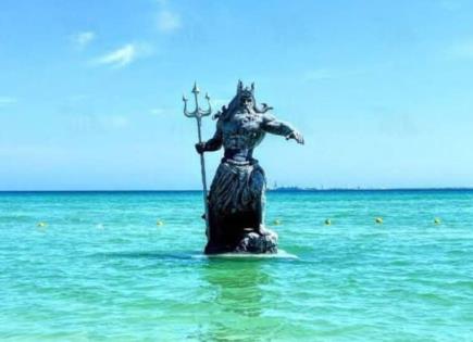 Controversia en Yucatán: Estatua de Poseidón y el huracán Beryl