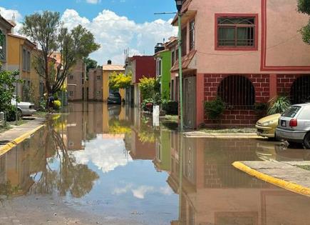 Bajo el agua, más de 450 casas en Chicoloapan