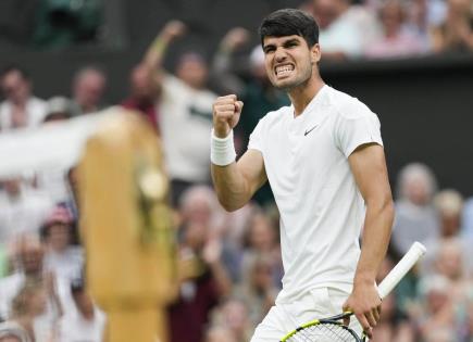 Carlos Alcaraz triunfa en un emocionante partido de tenis en Wimbledon