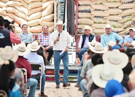 Entrega de semilla de avena por el Gobernador de Durango