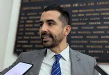 No es viable la reelecci&oacute;n de Marko Cort&eacute;s: Guajardo