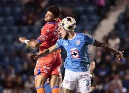 Cruz Azul gana de último minuto