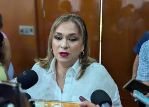 Cuestionan opacidad en viáticos de titular de Sectur