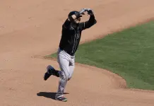 Eugenio Su&aacute;rez clave en victoria de Diamondbacks ante Padres