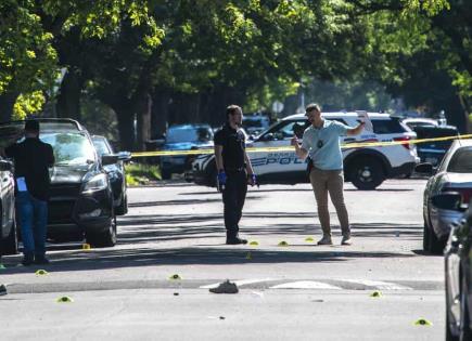 Tragedia en Detroit: Dos muertos y 19 heridos por tiroteo en fiesta callejera