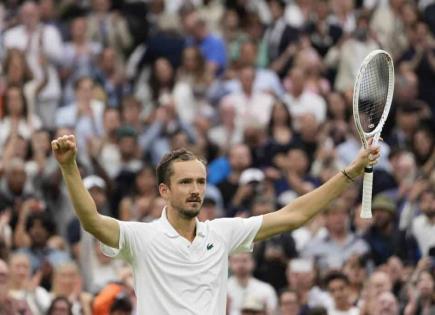 Sinner cae ante Medvedev en Wimbledon tras partido de altas y bajas