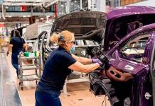 GM despide a más de 1.000 empleados para simplificar su estructura