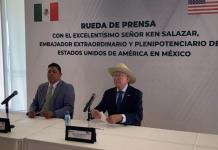 Operan en México 16 bandas criminales que mueven migrantes: Ken Salazar