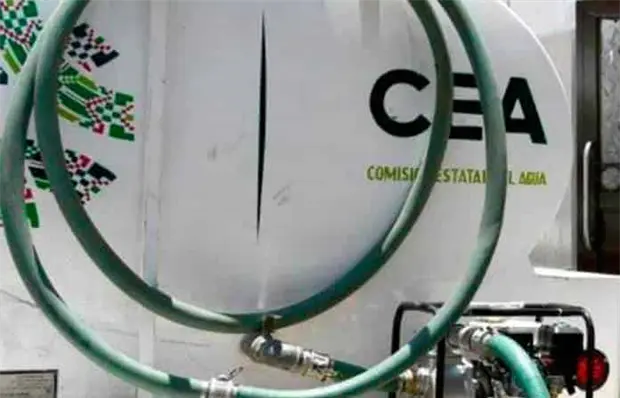 Pese a suministro de El Realito, la CEA lleva agua a colonias