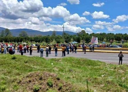 Protesta de ejidatarios en Santa Rita Tlahuapan