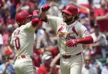 Cardenales de San Luis arrasan con los Cachorros en un emocionante partido de b&eacute;isbol